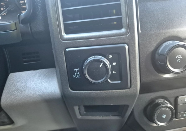 Ford F250 cena 307500 przebieg: 39654, rok produkcji 2021 z Warszawa małe 529